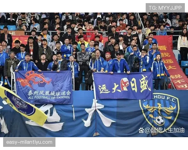 河南队主场迎战上海申花,保级关键战一触即发 河南队主场迎战上海申花,保级关键战一触即发